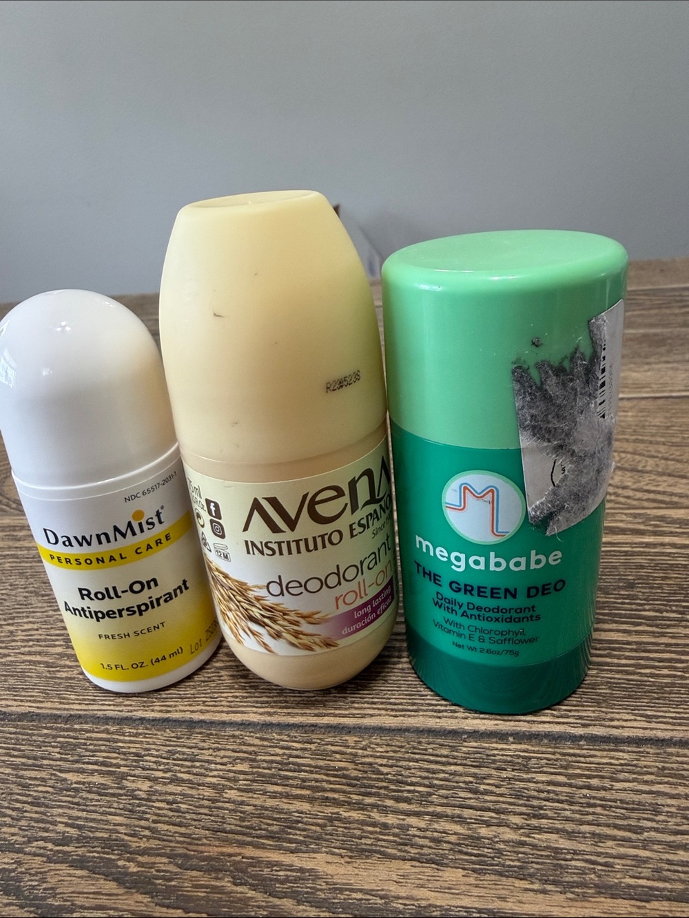 (3) Deodorants 2 Roll-on 1 Stick - Picture 3 of 3